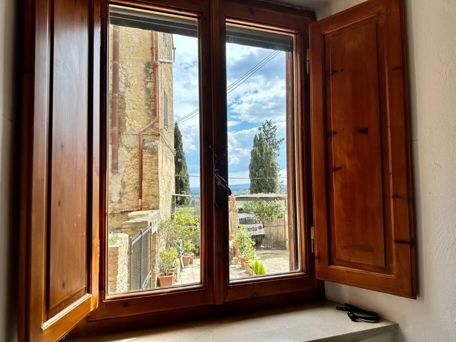 Lovely 2 Bedroom In San Gimignano Historic Center ภายนอก รูปภาพ