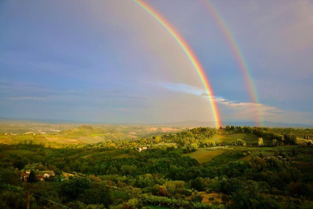 Lovely 2 Bedroom In San Gimignano Historic Center ภายนอก รูปภาพ