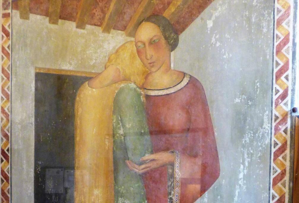 Lovely 2 Bedroom In San Gimignano Historic Center ภายนอก รูปภาพ