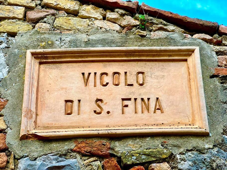 Lovely 2 Bedroom In San Gimignano Historic Center ภายนอก รูปภาพ